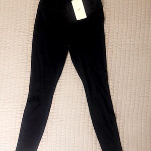 ⚡️NWT⚡️ Fabletics Leggings